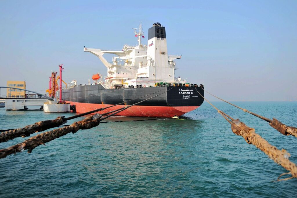 U.S. Boosts Crude Sales to China, Forcing Saudis to Find Other Markets