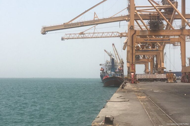 Houthis threaten to bomb Saudi ports after coalition blocks their ships