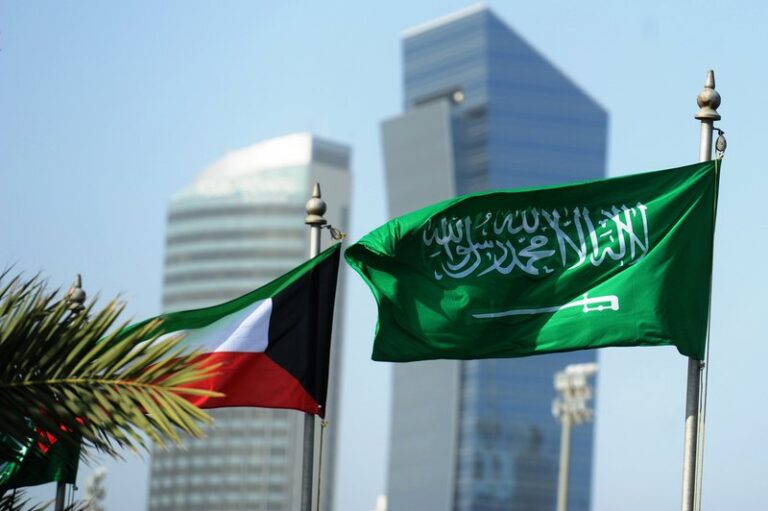مؤامرة سعودية لإضعاف مكانة الكويت وجرها للتطبيع مع إسرائيل