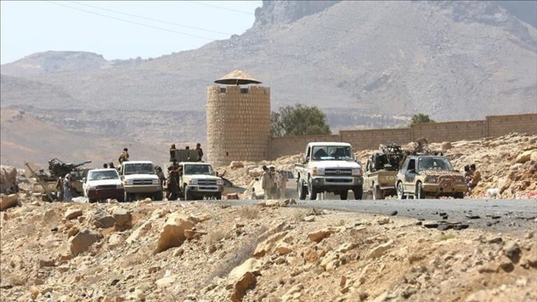 مركز كارنيغي: منفذ الوديعة.. أداة سعودية لمفاقمة المعاناة الإنسانية لليمنيين