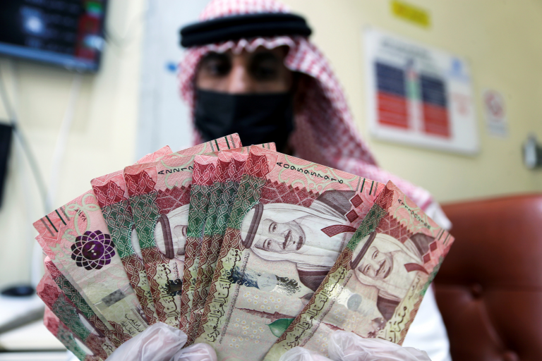 استطلاع يفضح الغضب الشعبي في السعودية من سوء الوضع الاقتصادي
