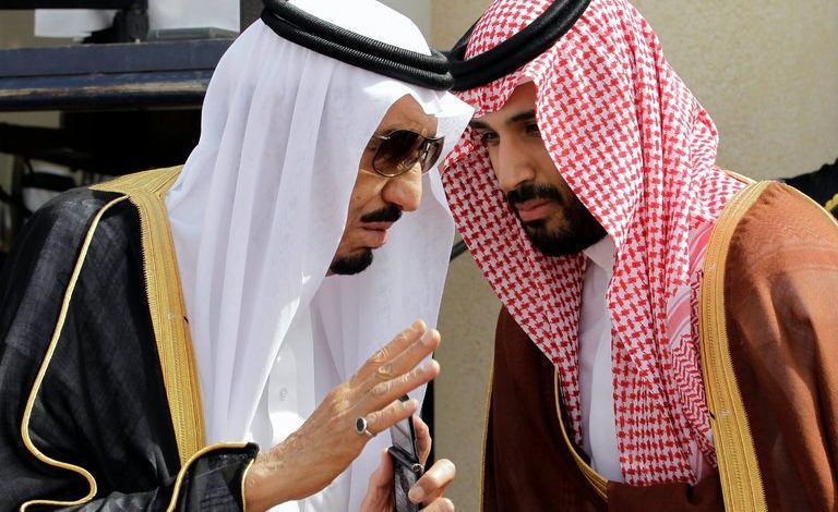 الملك سلمان حصر سياسته في هدف تمكين نجله محمد من الحكم