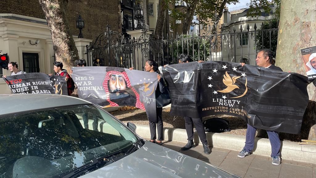 اعتصام حاشد في لندن احتجاجا على انتهاكات حقوق الإنسان في السعودية