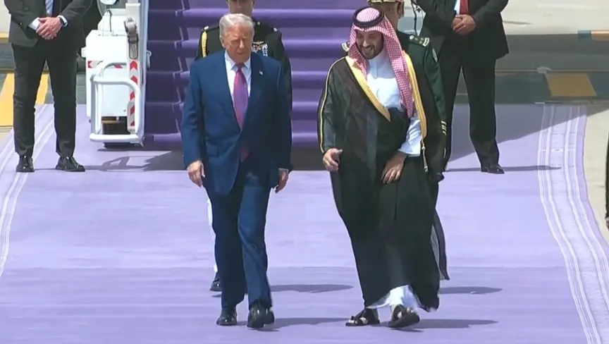 السعودية في مزاد ترمب: شراء الدعاية باستثمار بمليارات الدولارات