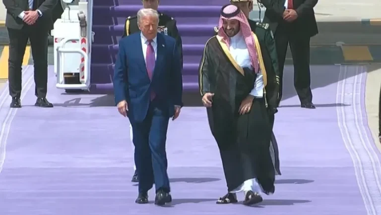 السعودية في مزاد ترمب: شراء الدعاية باستثمار بمليارات الدولارات