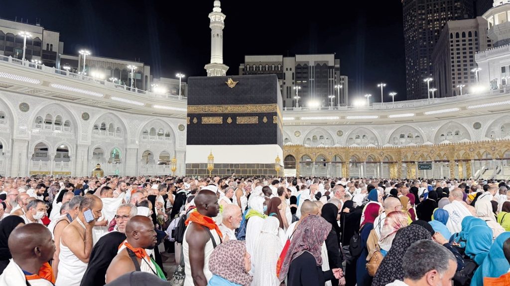 السعودية تجمد صرف موازنة الحج المعتمدة بانتظار تطورات الحرب على إيران