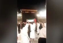 اعتقال معتمر مصري رفع علم فلسطين في مكة يثير انتقادات حقوقية واسعة