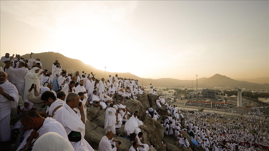 مواسم الحج والعمرة تتحول إلى ساحة أمنية لملاحقة المعارضين في السعودية