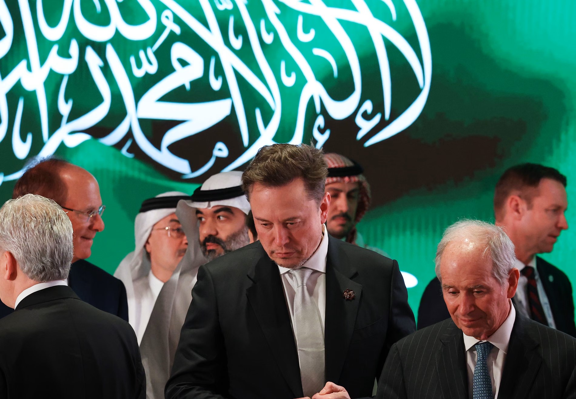 تويتر كذراع نفوذ سعودي… من وادي السيليكون إلى زنازين الرأي