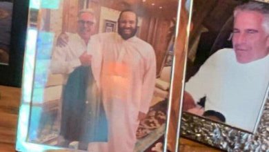 علاقة في الظل: ماذا جمع محمد بن سلمان بجيفري إبستين رغم تاريخه الجنائي؟