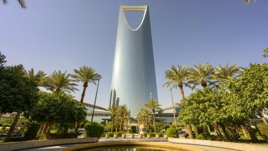 شكاوي البطالة وعدم المساواة في الدخل وإحباط الشباب تخيم على السعودية