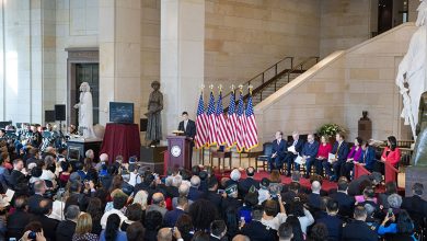 واشنطن تكافئ محمد العيسى: غطاء “التعايش” أم هندسة دينية للتطبيع؟