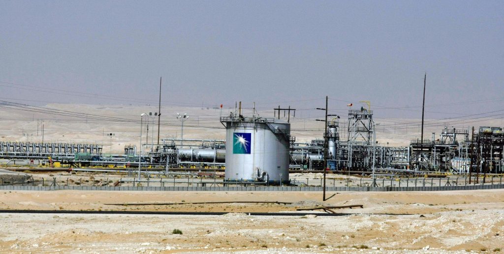 السعودية الأكثر تأثراً بالخسائر في ظل اضطرابات حركة الملاحة وتصدير النفط