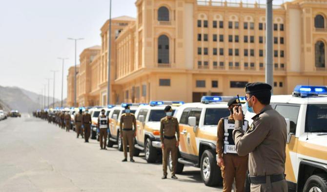 السعودية تُصعد حربها على حرية التعبير وتلاحق المعارضين إلكترونياً